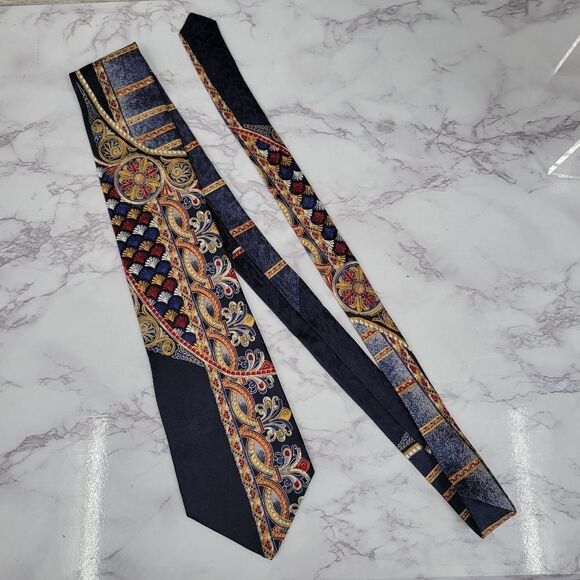 Carlos Tomasini Vintage Silk Navy Gold Red Pattern Necktie Men's Tie - Picture 6 of 9